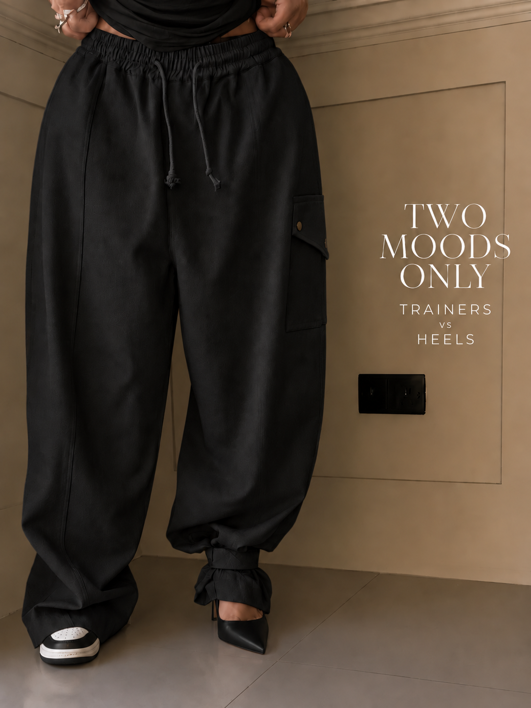 Black Balloon Runway Cargos